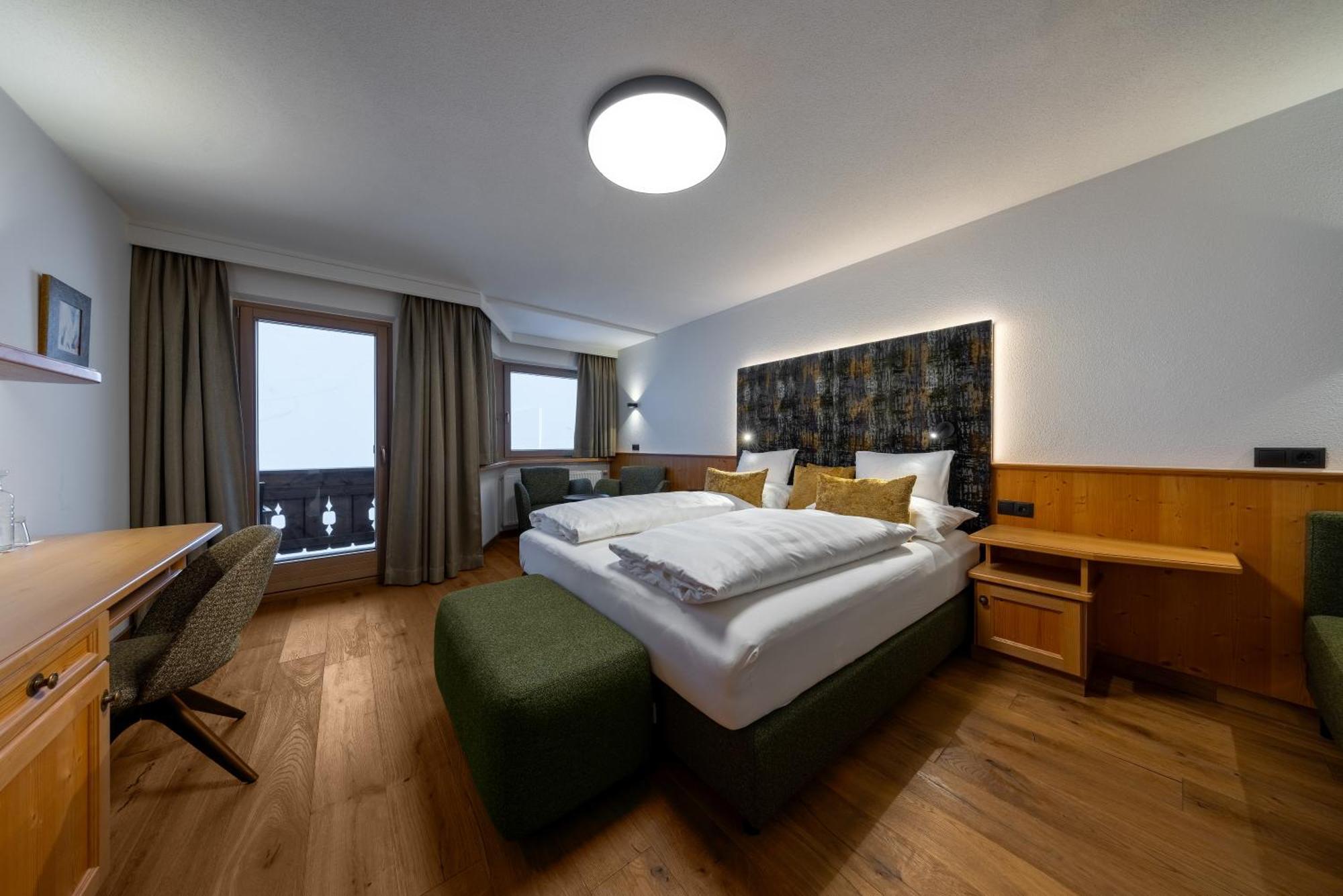 Hotel Tirolerhof 4 Sterne Superior Тукс Экстерьер фото