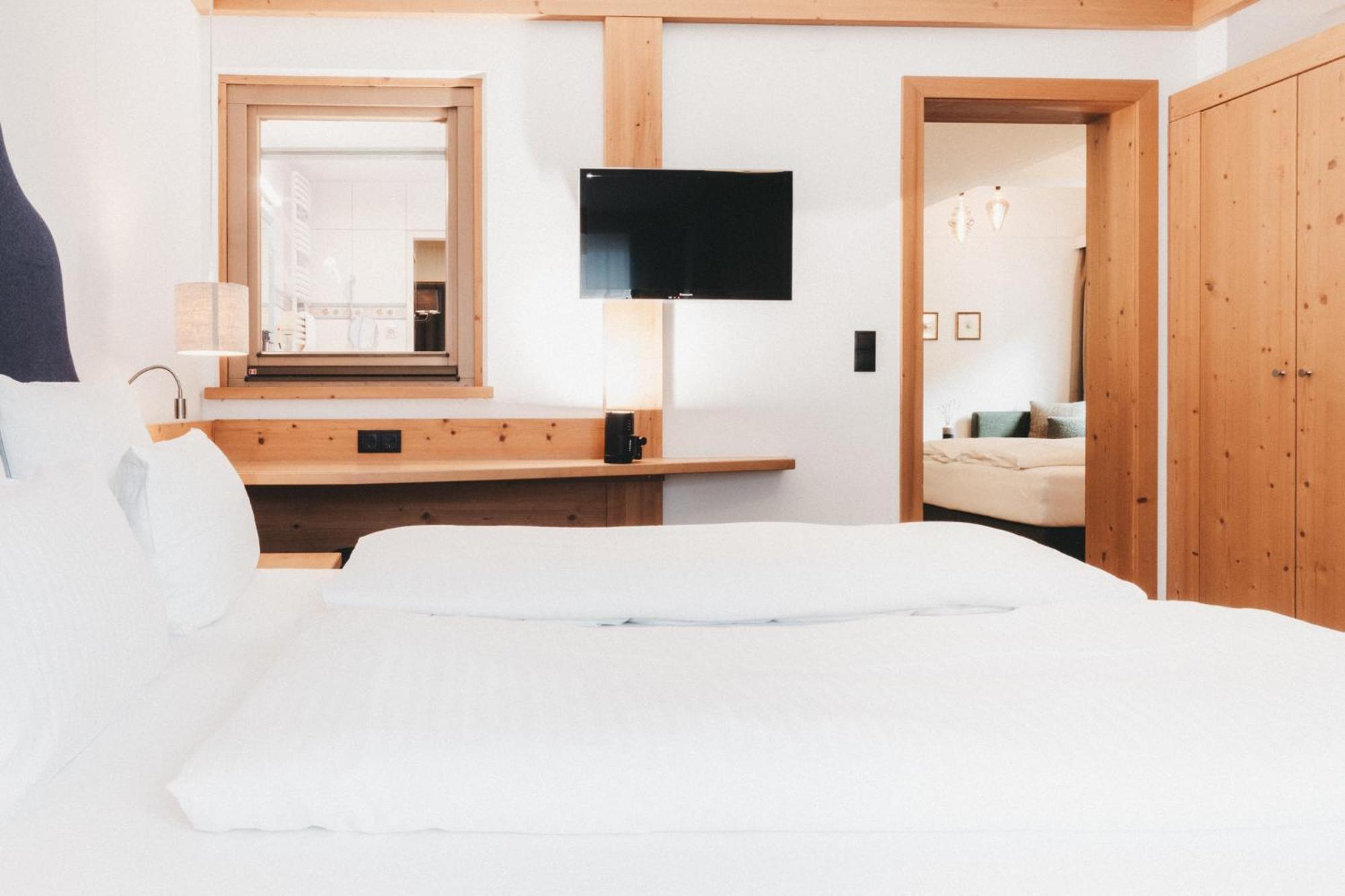 Hotel Tirolerhof 4 Sterne Superior Тукс Экстерьер фото